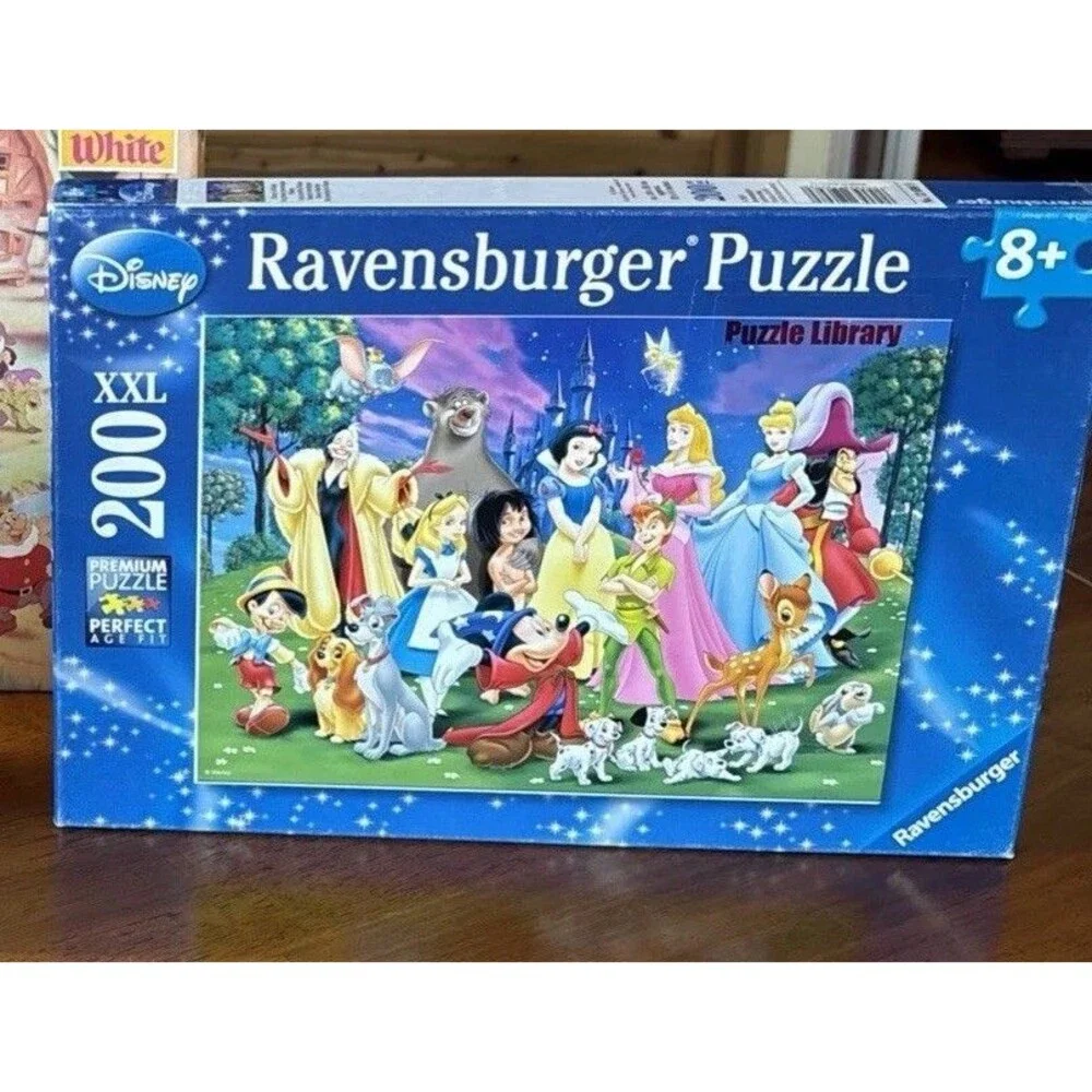 2 Disney Puzzles  200 Piece- VNTG  Snow White, Princess & Characters